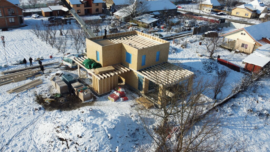 constructii case din lemn